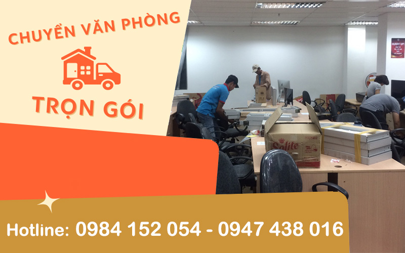 hình ảnh nhân viên đang làm dịch vụ vận chuyển văn phòng trọn gói, giá rẻ, uy tín Hà Nội 2024