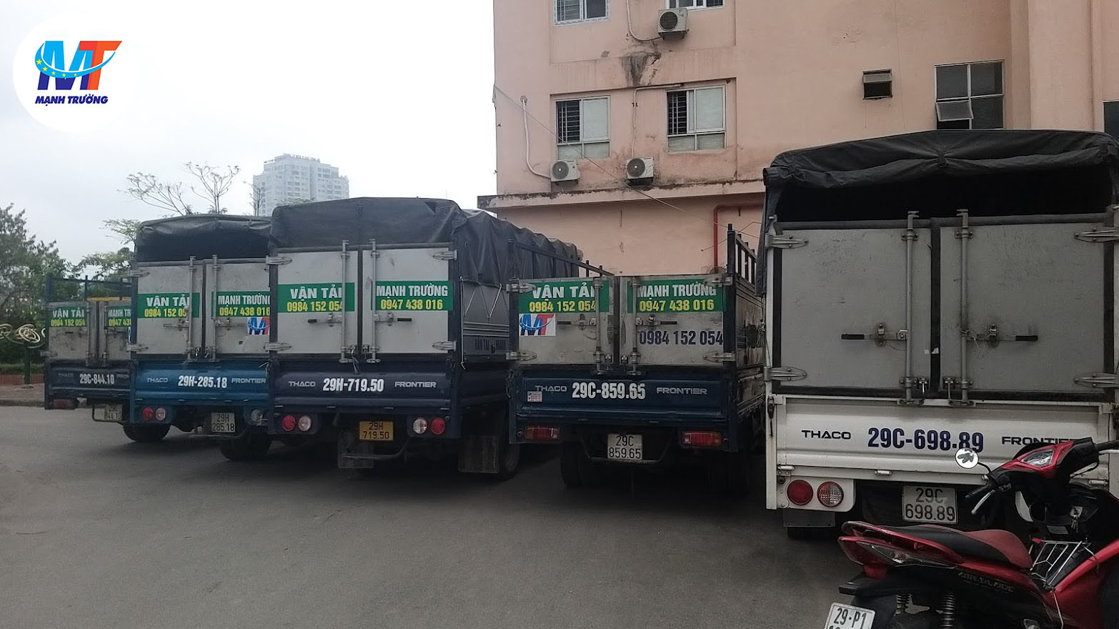 Hình ảnh xe tải cắt nóc dưới 1m90 là xe 29c84410 và 29c85965 và các loại xe khác