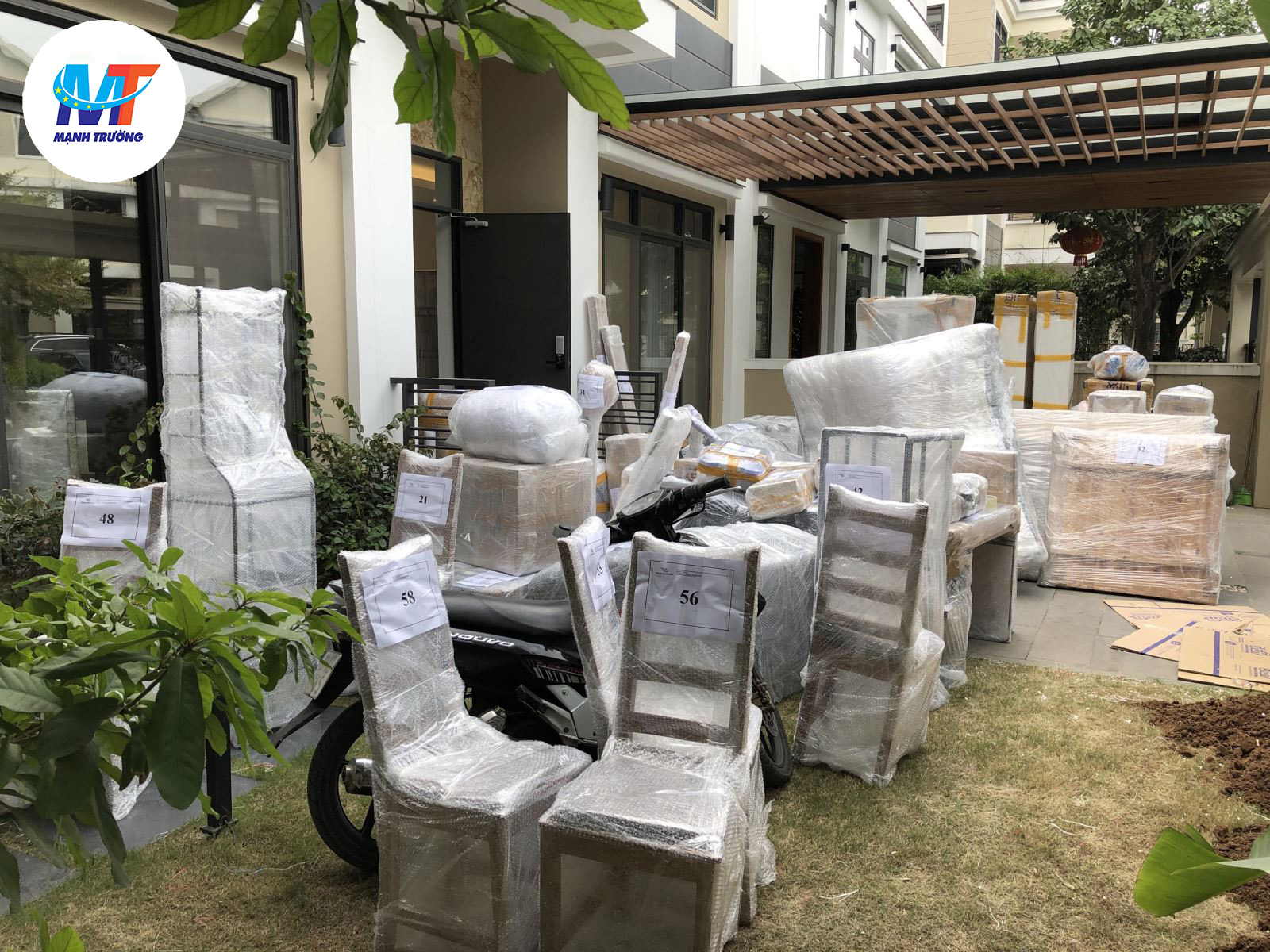 chuyển nhà trọn gói - Mạnh Trường
