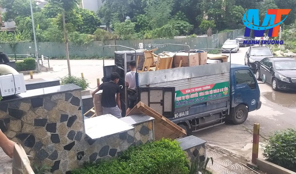 Khách hàng tin tưởng chọn dịch vụ vận tải giá rẻ Mạnh Trường