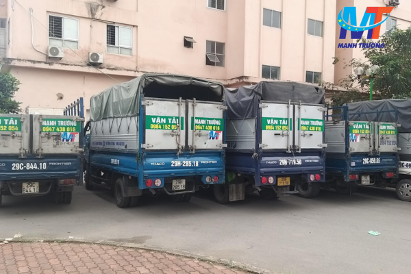Xe tải 10 tấn là sự lựa chọn lý tưởng cho các doanh nghiệp và cá nhân có nhu cầu vận chuyển hàng hóa đa dạng số lượng lớn và khối lượng nặng.