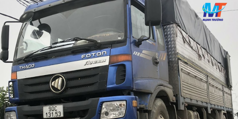 Xe tải 10 tấn chuyển hàng số lượng lớn - Mạnh Trường là lựa chọn hàng đầu cho các doanh nghiệp và cá nhân cần vận chuyển hàng hóa an toàn, nhanh chóng và tiết kiệm chi phí.