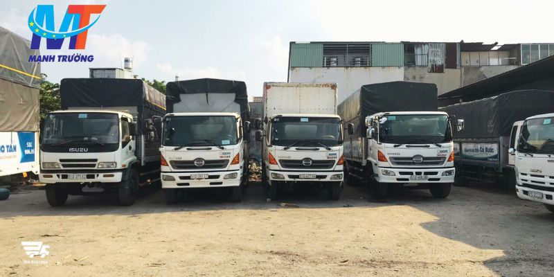 Thảo luận về hợp đồng trước khi thuê xe chở hàng Hà Nội