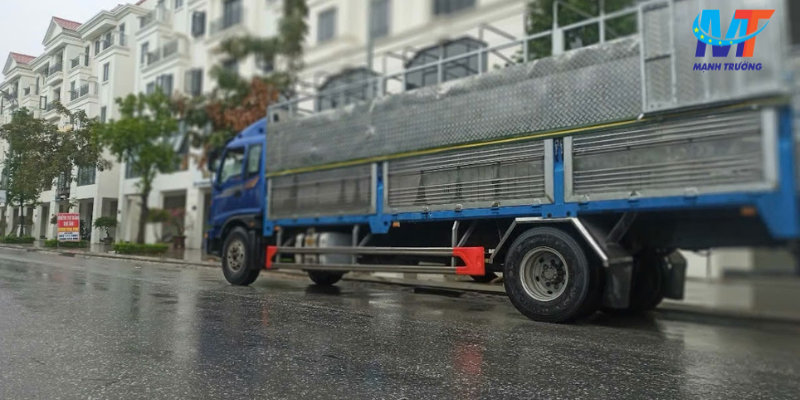 Dịch vụ cho thuê xe vận chuyển hàng tại Mạnh Trường