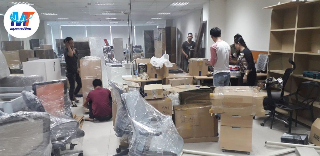 Nếu bạn đang tìm kiếm dịch vụ chuyển nhà uy tín tại Hà Nội, hãy liên hệ với Mạnh Trường ngay hôm nay để được tư vấn và báo giá miễn phí.