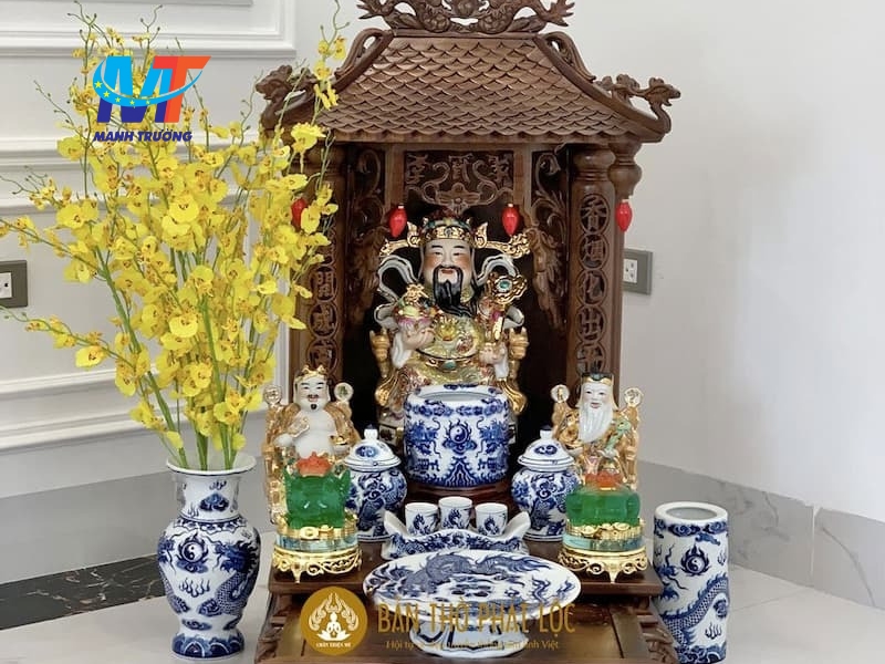Chuyển bàn thờ sang vị trí khác