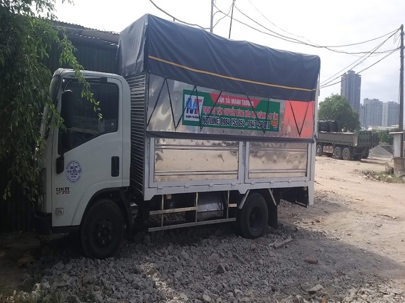 Mạnh Trường cung cấp nhiều loại xe tải để đáp ứng nhu cầu vận chuyển đa dạng của khách hàng. Dưới đây là các dòng xe phổ biến: