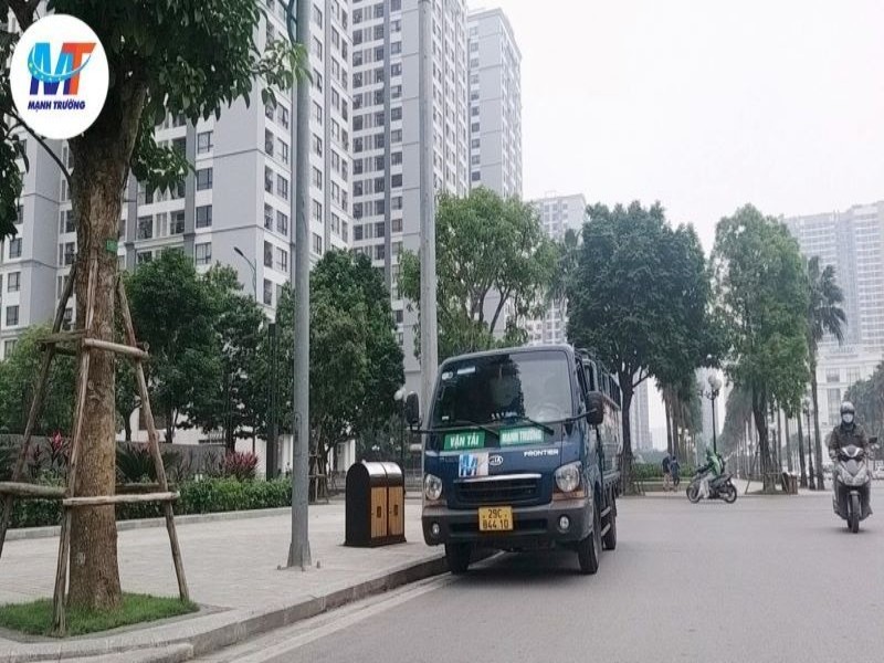Xe tải 1.25 tấn của Mạnh Trường phù hợp với nhiều loại hàng hóa như thực phẩm, đồ điện tử, nội thất nhỏ, và hàng công nghiệp nhẹ.