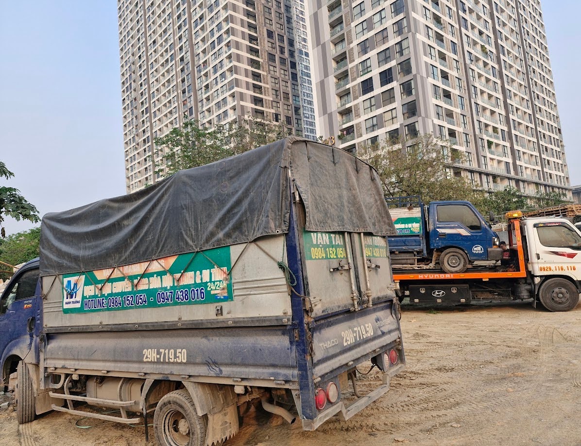 Giá Thuê Xe 5 Tạ Tự Lái Hay Thuê Kèm Tài Xế? Cập Nhật Mới Nhất 2025